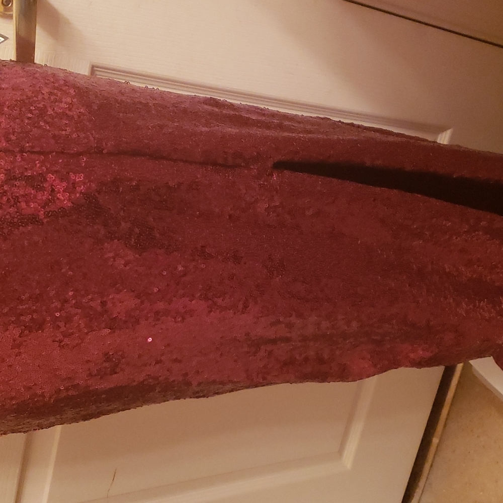B.DARLIN Women's Red Sequin Sleeveless Gown Dress. - Picture 3 of 7